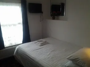 Abingdon Lodge Hotel - Image 3