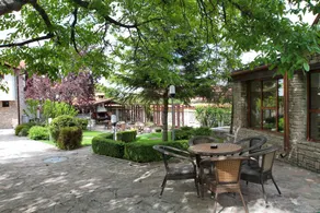 Glazne Hotel - Image 5