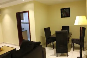 De Santiago Milan Hotel and Suites - Image 5