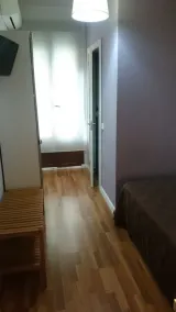 Room Pride Hostal - Image 4