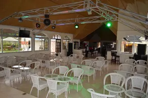 Golden Gates Hotel - Image 5