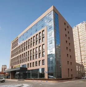Rich Hotel - Image 4
