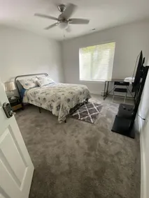 Cozy Quiet Rooms In Safe Neighborhood - Image 3