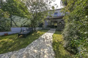 House Ester - Image 2
