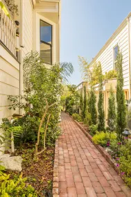 Updated and Modern Alameda 1 Bedroom - Image 5