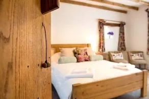 Coombe Farm - Image 3