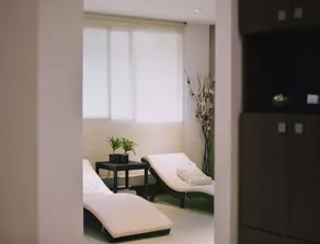 Hotel Lugano Suites - Image 4