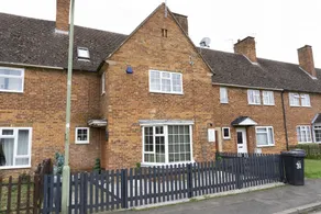Beautiful 2-bed Studio - Image 4