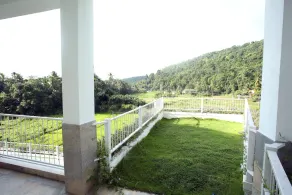 Sunlit Villa - Image 5