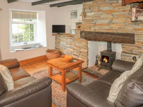 Fuchsia Cottage - Image 4