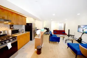 The Ultimate Guest House - Image 2
