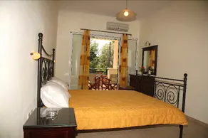 Koukla Mare - Image 2