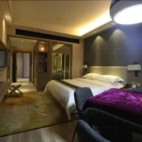 Vision & Joy Hotel - Image 5