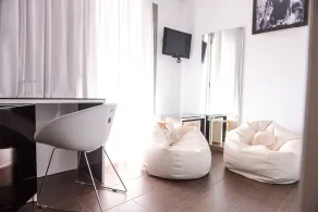 The Silk Hotel - Image 3