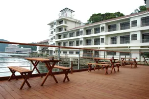 Yukai Resort Koshinoyu - Image 1