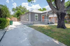 Comfy and Incredible Fenced 2BR 2 BA Near Downtown - Image 3