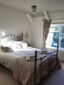 Combe House B&B - Image 2