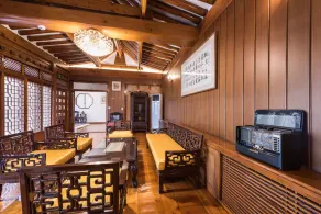 Bonum 1957 Hanok Stay and Hotel - Image 3