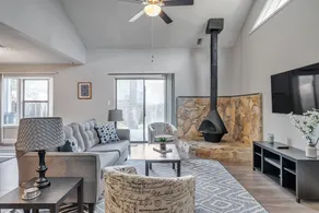 Eagles Nest 2 Bedroom Townhouse by Redawning - Image 3