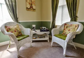 Oxford Inn - Image 2