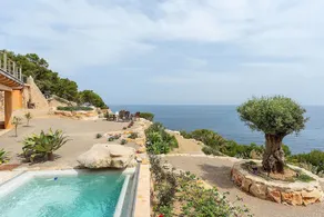 Mallorca front line property direct access to sea - Image 3