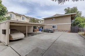 Comfy 2-bedroom, 5min to Concord Bart - Image 5