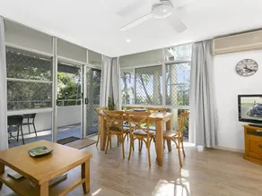 Noosa Heads Beach Getaway - Unit 3 Yaringa, 29 Noosa Drive - Image 5