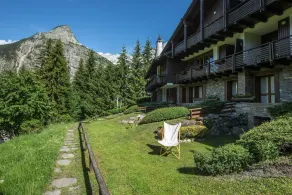 JOIVY Courmayeur Imperial Suite Home Plangorret - Image 5