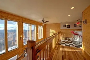Black Bear Lodge At Scenic Wolf Resort - Image 2