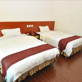 Mingli Business Hotel - Image 5