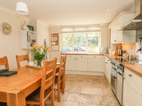 1 River Cottage - Image 4
