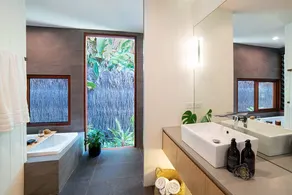 Byron Beach Retreats - The Bungalow  - Image 2