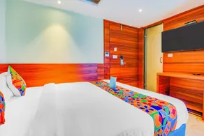 Kings Crown by FabHotels - Image 2