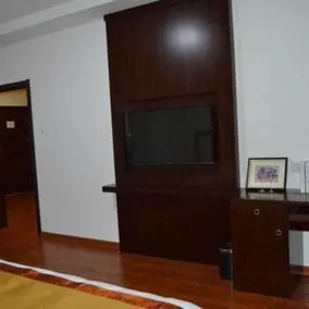 Huatian Caohai Holiday Hostel - Image 4