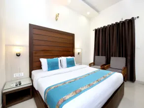 Hotel Joy by OYO Rooms - Image 4
