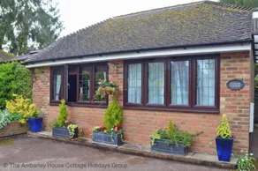 Lychgate Cottage - Image 3