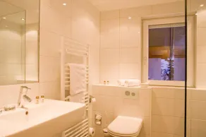 Landhaus Maria Hotel Garni - Image 5