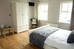 Cahermaclanchy House B&B - Image 4