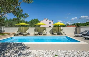Stunning Home in Pula With Outdoor Swimming Pool, Wifi and 4 Bedrooms - Image 4
