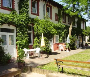 ApartHotel Landhaus Lichterfelde - Image 5