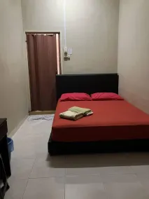 OYO HOME 90600 Ummi Chalet Dungun - Image 5