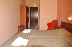 Pyrros - Image 3