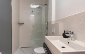 Nice Home in Zuljana With Wifi and 5 Bedrooms - Image 3