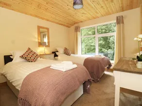 Middlesex Lodge, Richmond - Image 3