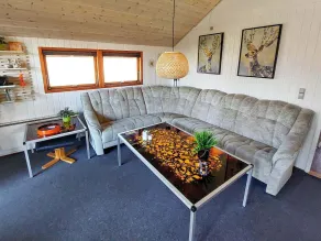 Pleasant Holiday Home in Hemmet near Sea - Image 4