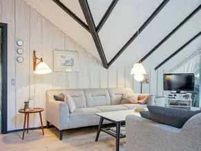 Magnificent Holiday Home in Aakirkeby near Sea - Image 5