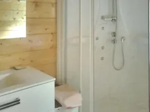 Chalet With 2 Bedrooms in Espalion, With Wonderful Mountain View and F - Image 2
