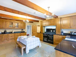 Harmby House - Image 2