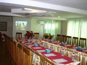 Royal Power Hotel - Image 3