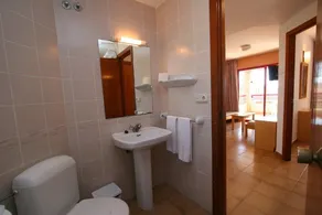 Apartamentos Evamar - Image 2